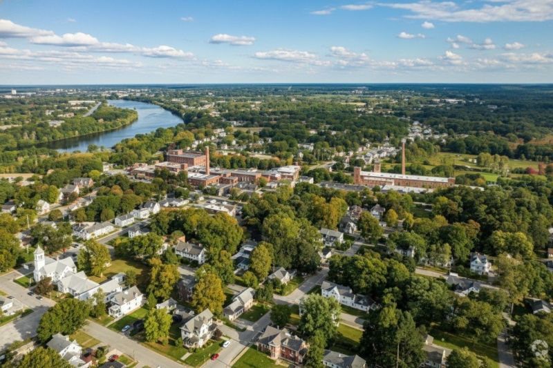 Best Bathroom Remodeling pros in Saugus, MA